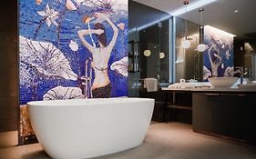 Home Hotel
